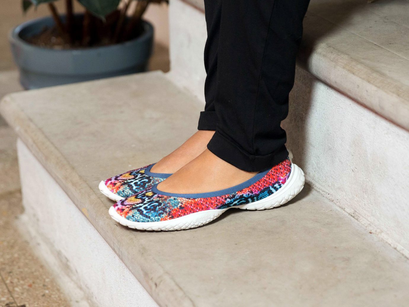 Flyte Rainbow Python Flat