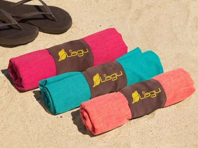 Beach Travel Blanket, Multi-Color Sand Repellent Blanket By Lagu