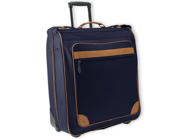 Sportsman's Rolling Garment Bag