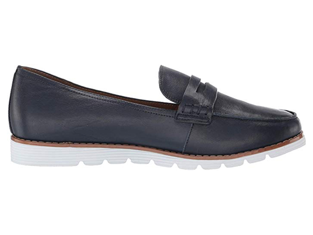 Blondo Women's Penny Loafer Flat.