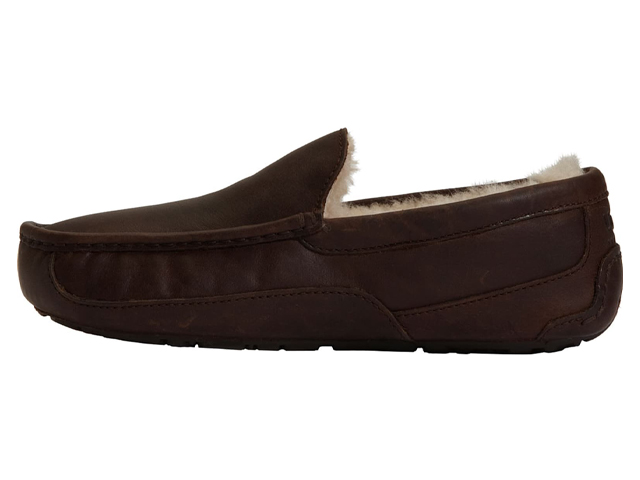 Ascot Leather Slipper UGG.