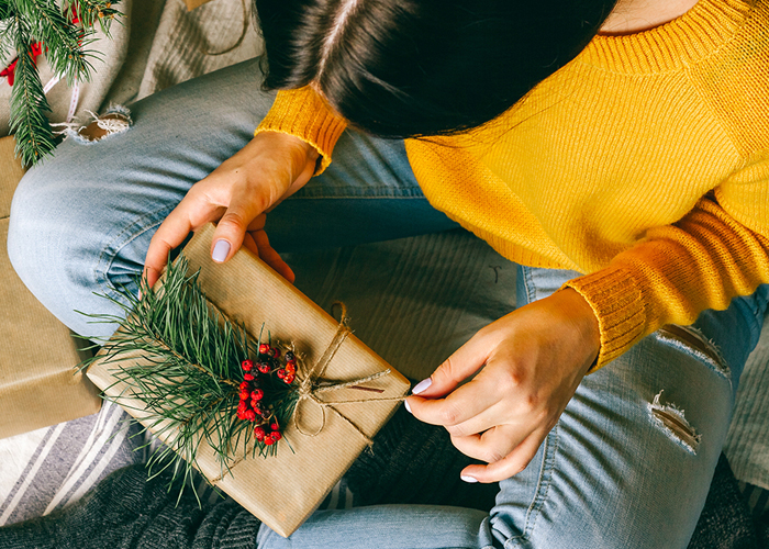 The Coolest Travel Gifts on Amazon Under $20