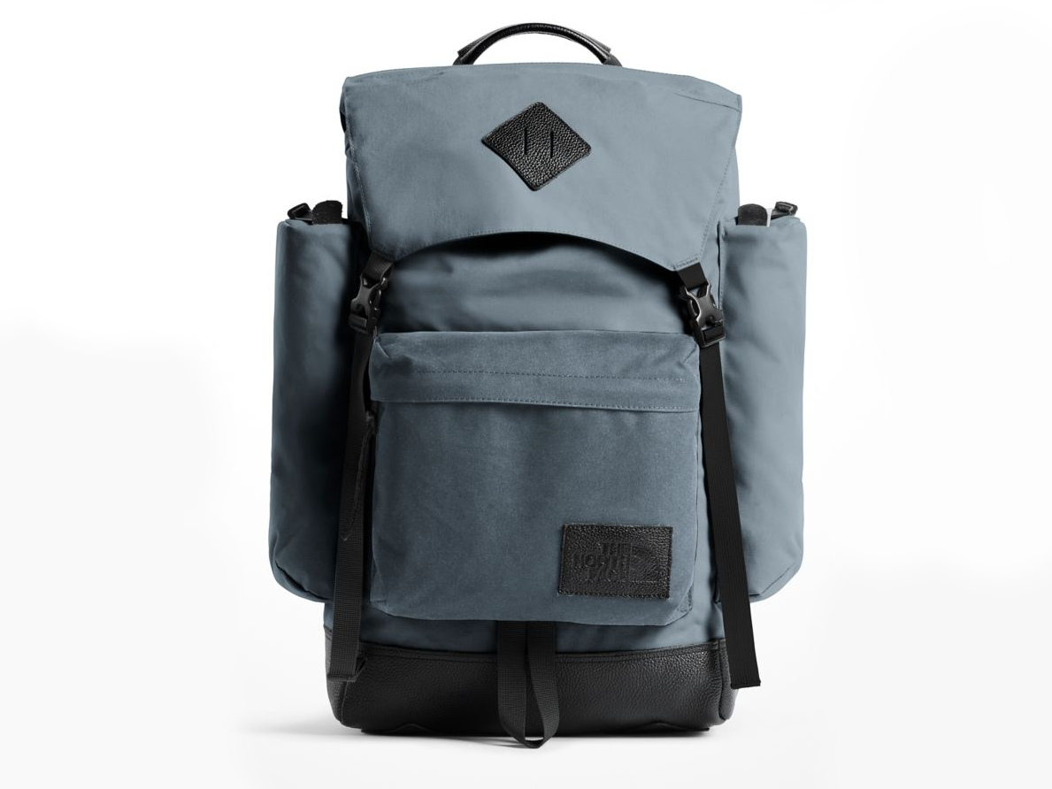 the north face 34-liter capacity rucksack