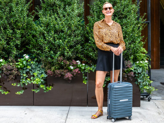 Megan with the Samsonite Voltage DLX 20″ Spinner.