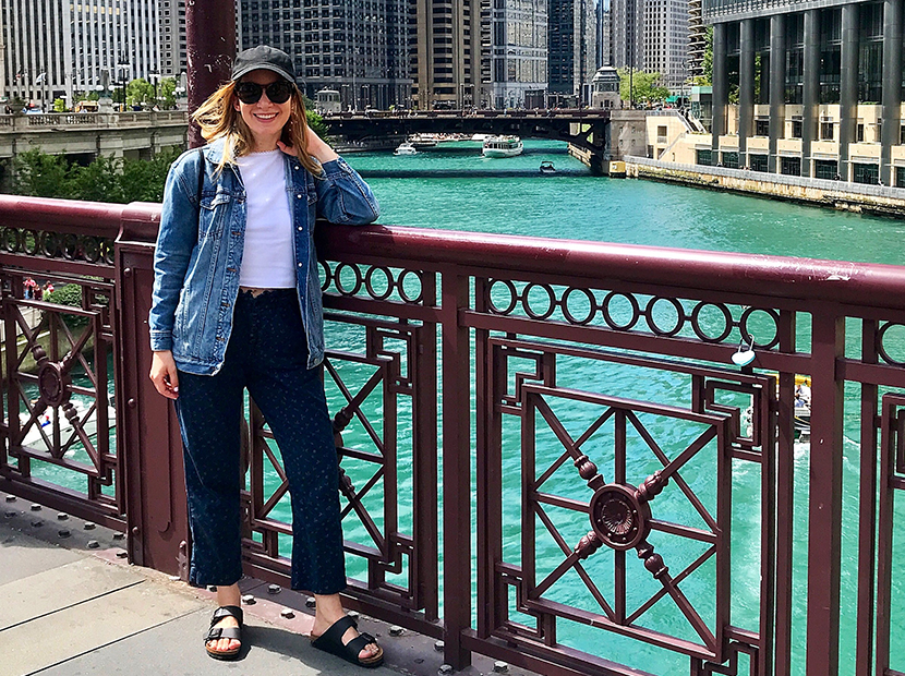 Anne wearing Rent the Runway pants on a trip to Chicago.