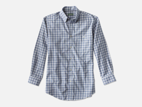 HIDDEN-BUTTON-DOWN WRINKLE-FREE COTTON TWILL SHIRT.