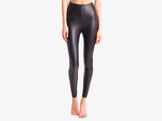 FAUX LEATHER LEGGING WITH PERFECT CONTROL.