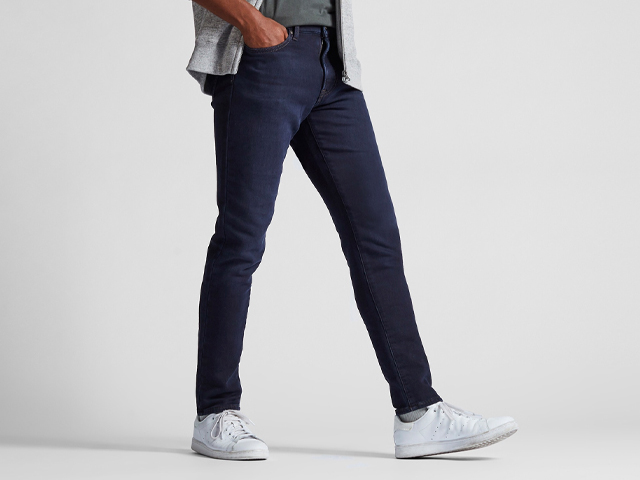 Uniqlo MEN EZY JEANS.