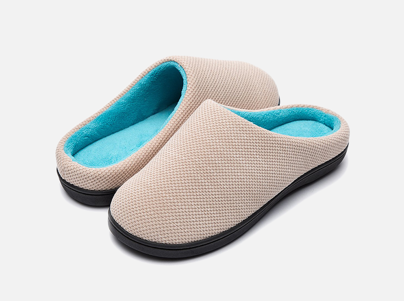 RockDove Women's Original Two-Tone Memory Foam Slipper.